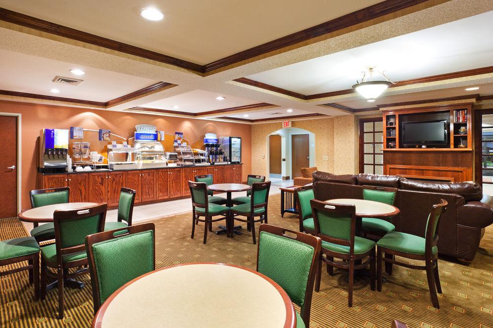 Holiday Inn Express & Suites Reidsville By Ihg Екстериор снимка