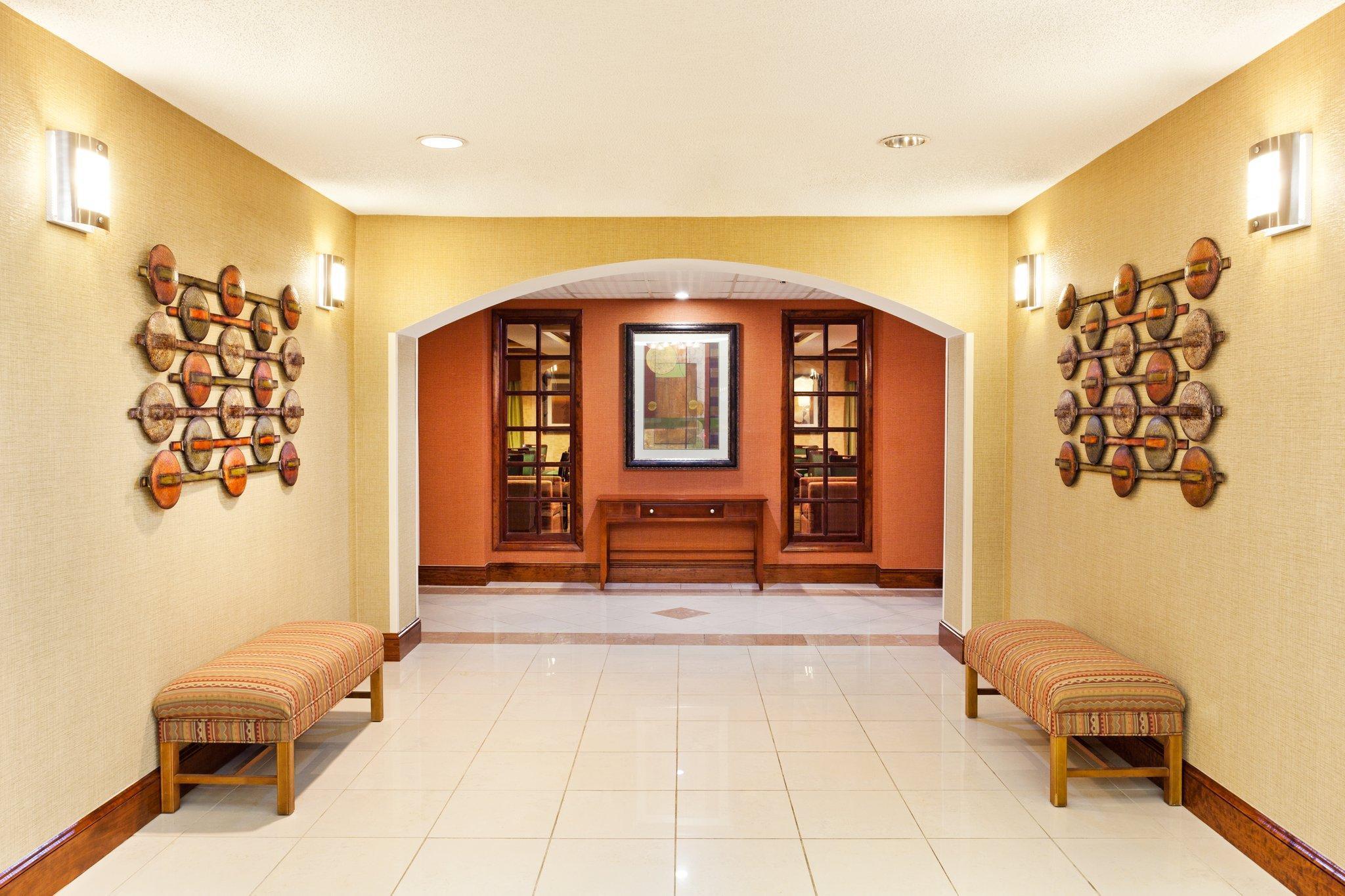 Holiday Inn Express & Suites Reidsville By Ihg Екстериор снимка