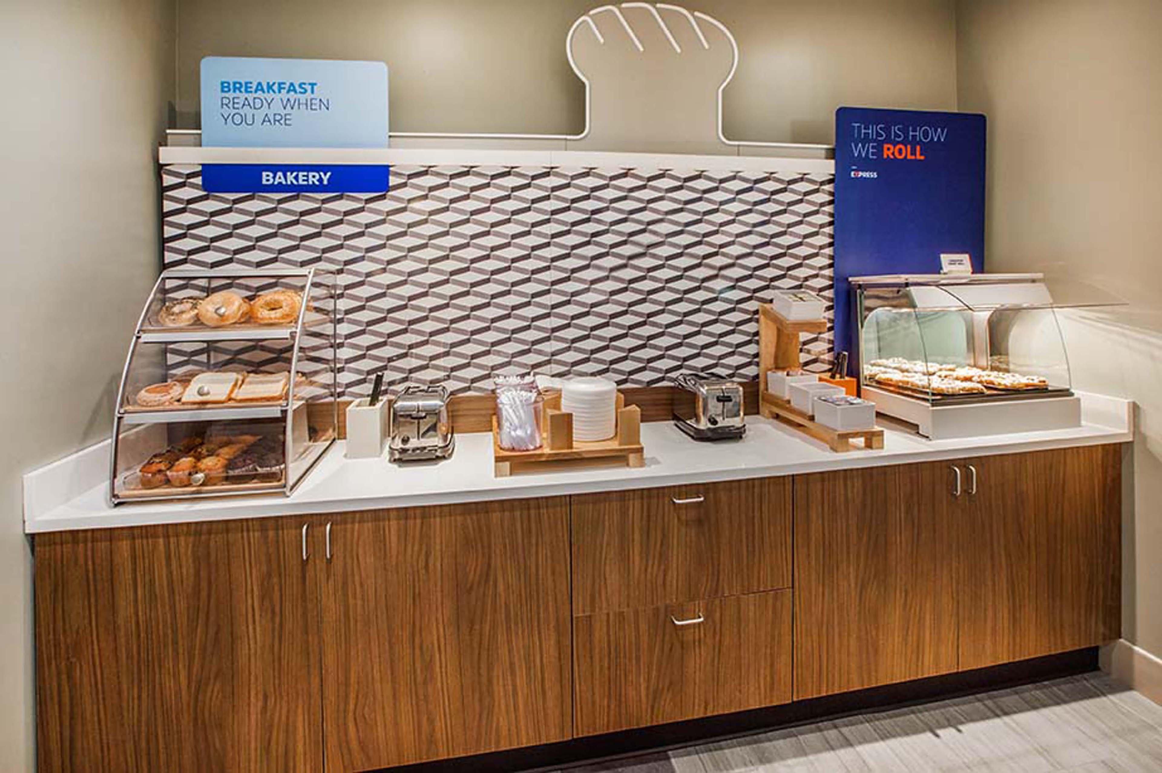 Holiday Inn Express & Suites Reidsville By Ihg Екстериор снимка