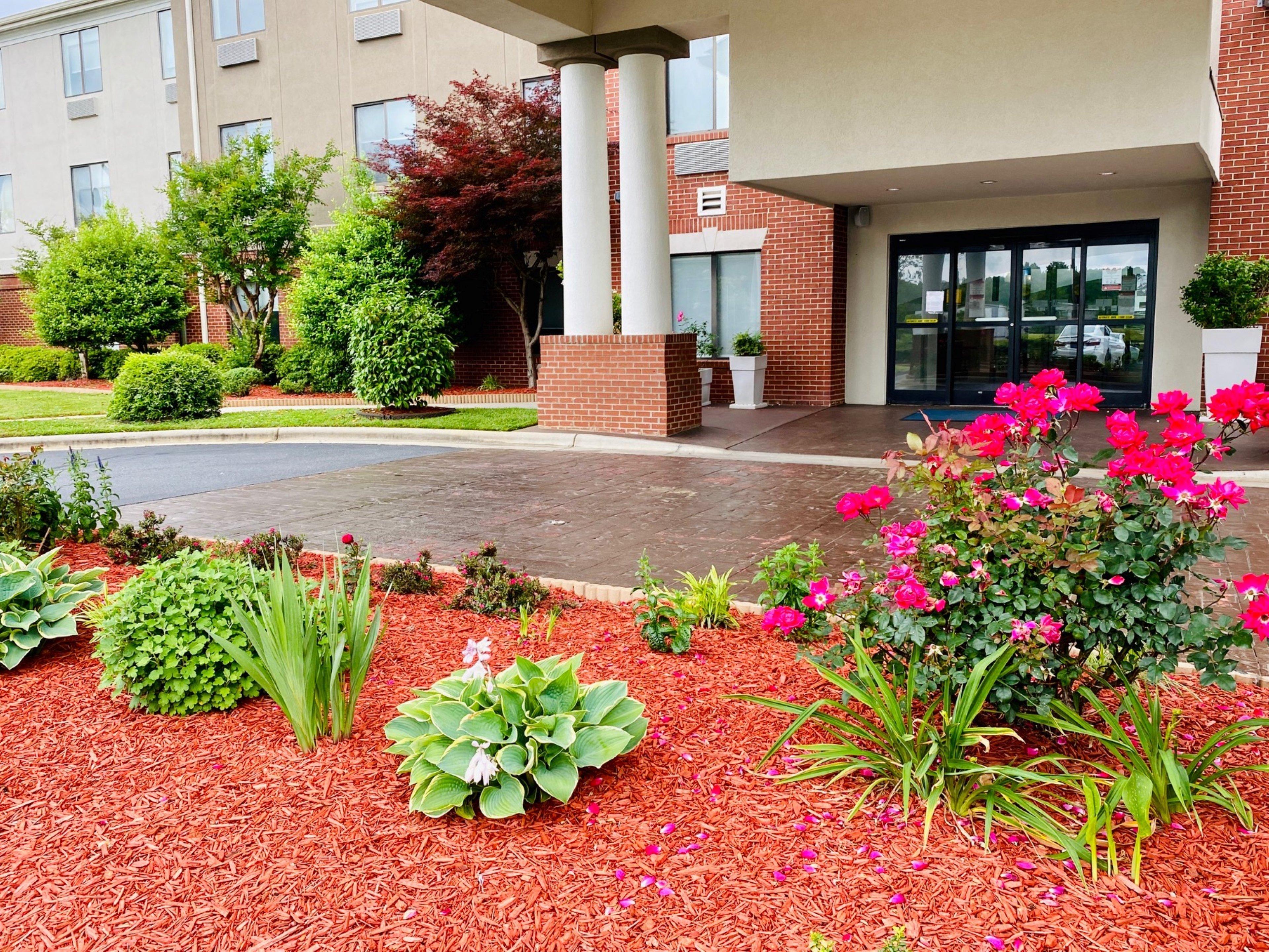 Holiday Inn Express & Suites Reidsville By Ihg Екстериор снимка